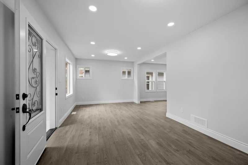 Full Reno - Dufferin 2 — renovation photo 5 by NOVO Construction