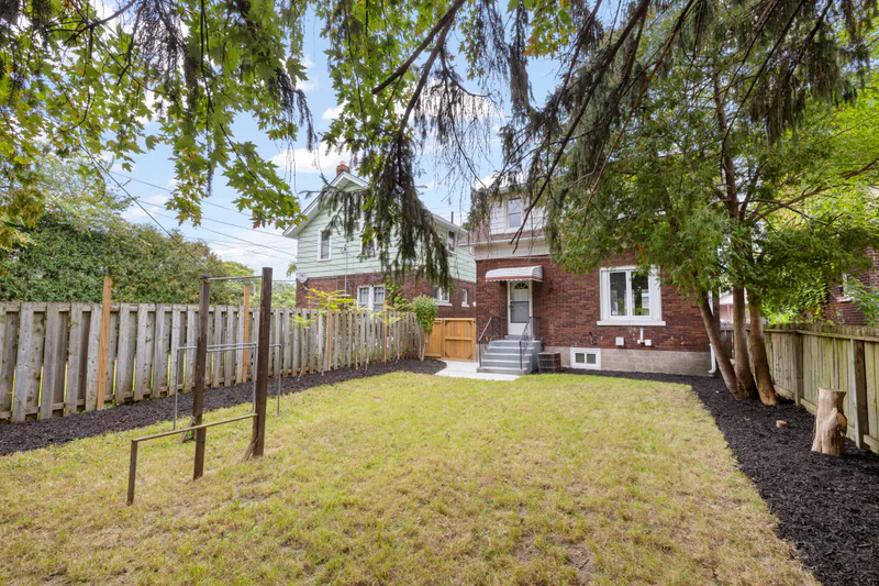 Full Reno - Dufferin 1 — renovation photo 4 by NOVO Construction