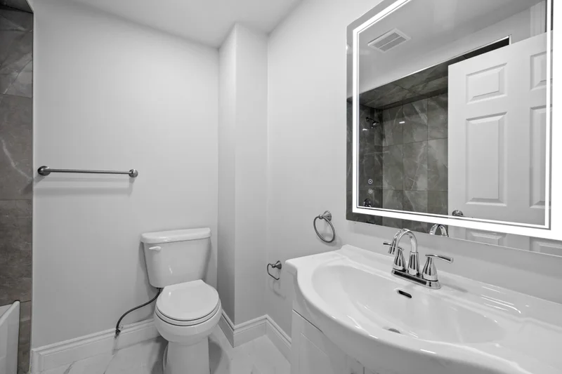 Full Reno - Dufferin 2 — renovation photo 9 by NOVO Construction